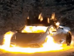 Художник взорвал Lamborghini Huracan ради токенов NFT