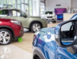 Иностранные компании массово отказываются от поставок автомобилей в Россию