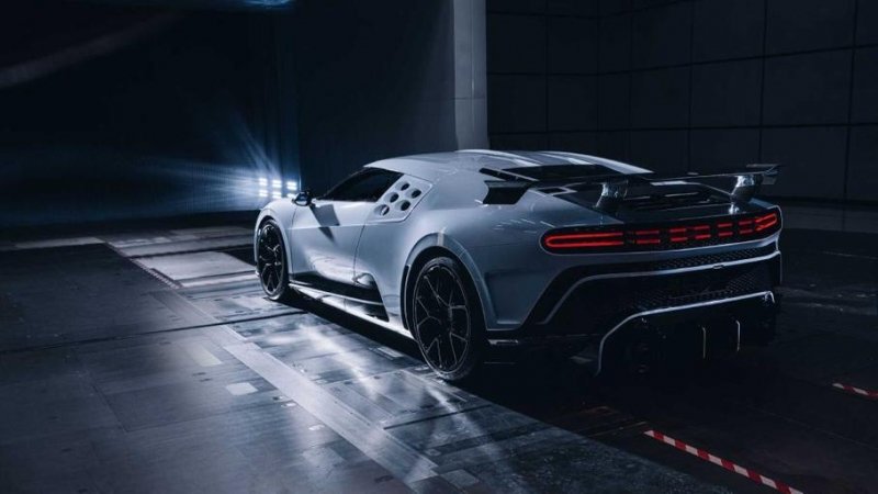 Японцы просят за гиперкар Bugatti Centodieci в полтора раза больше