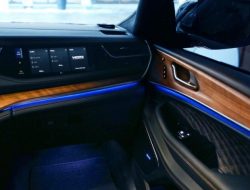 Jeep Grand Cherokee превратили в дисплей для Xbox
