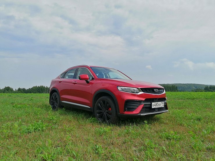 Купе-кроссовер Geely Tugella признан лучшим китайским автомобилем в России