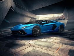 Lamborghini может возобновить выпуск Aventador после пожара на грузовом корабле