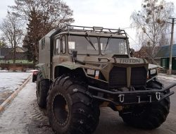 На Украине построили уникальный внедорожник Triton
