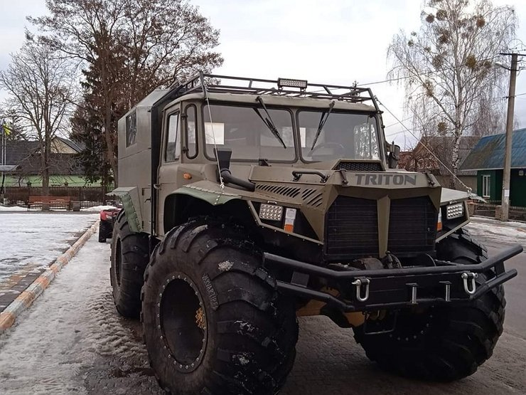 На Украине построили уникальный внедорожник Triton
