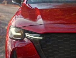Названа дата премьеры новейшего кроссовера Mazda CX-60