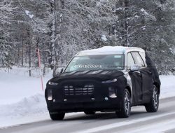 Обновленный Hyundai Palisade испытывают на снегу