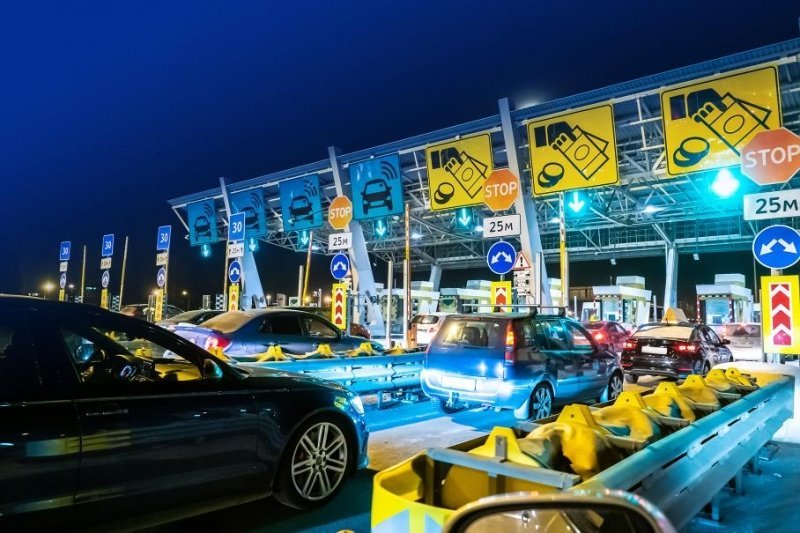 Операторы платных автодорог будут хранить данные о российских водителях