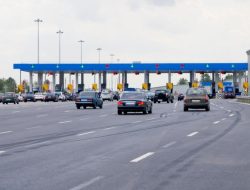 Перечислены проблемы платных трасс в России