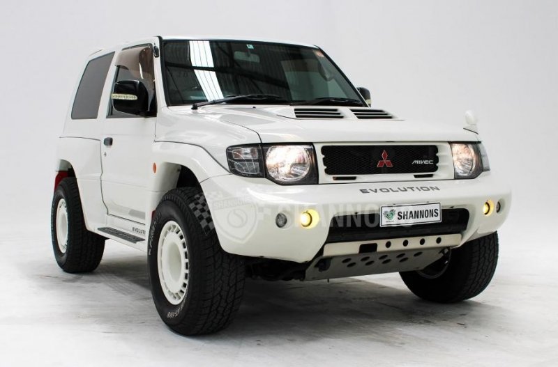 С аукциона продадут очень редкий внедорожник Mitsubishi