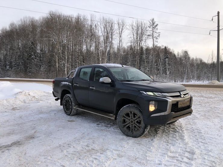 С коробкой на спине: длительный тест-драйв Mitsubishi L200