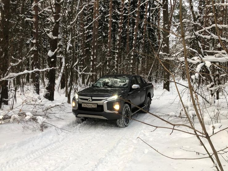 С коробкой на спине: длительный тест-драйв Mitsubishi L200