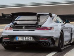 Самый экстремальный Mercedes-AMG сняли с производства