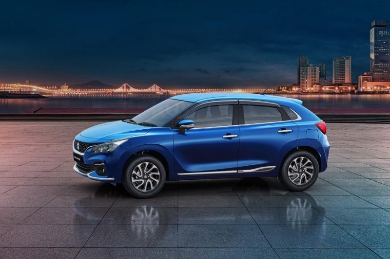 Suzuki начала продажи нового хэтчбека по цене Volkswagen Polo