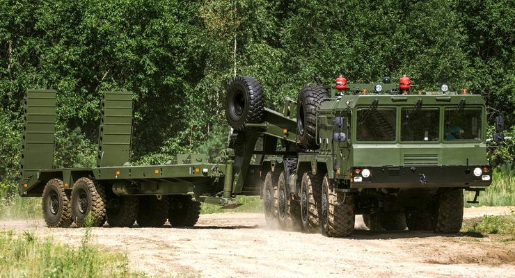 В Белоруссии создали замену легендарному тягачу МАЗ-537