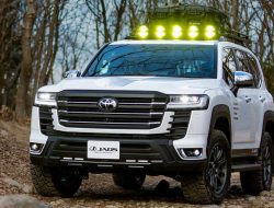 В Японии нашли способ повысить проходимость Land Cruiser 300