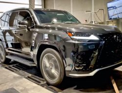 Видео: мощность нового Lexus LX проверили на динамометрическом стенде