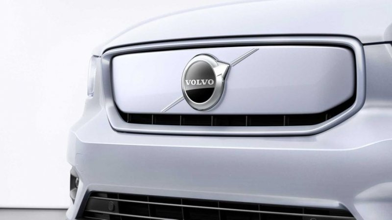 Volvo готовится выпустить еще один кроссовер