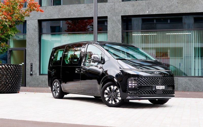 
            Новинки Hyundai, «китайцы» и разный «премиум». Что купить в марте
        