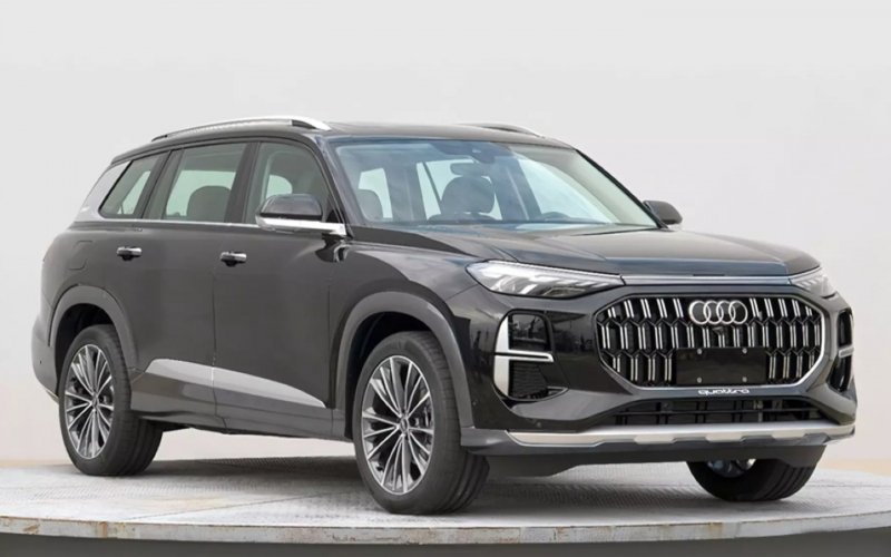 
            Audi выпустила огромный кросссовер. Он получился больше модели Q7
        