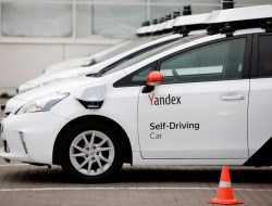 «Яндекс» приостановил испытания беспилотных машин в США