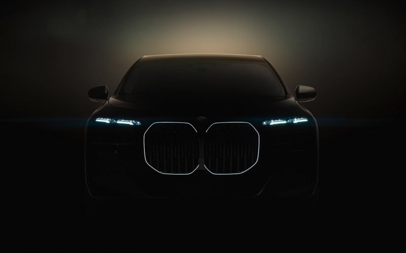 
            BMW анонсировала премьеру электрического седана 7-Series
        