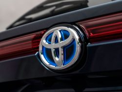 Toyota приостановит еще шесть заводов в Японии из-за землетрясения