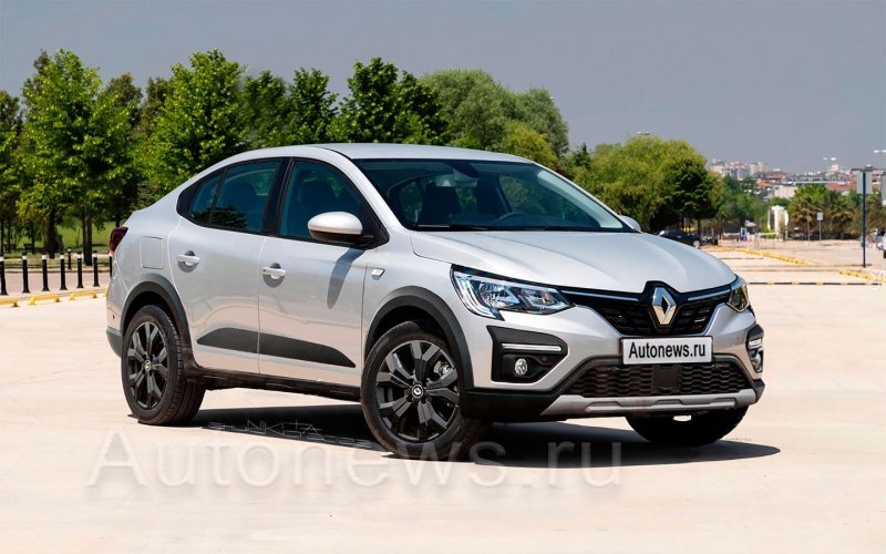 
            Как будет выглядеть новый Renault Logan: первые изображения
        