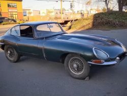 60-летний Jaguar E-Type отреставрируют после 46-летнего забвения
