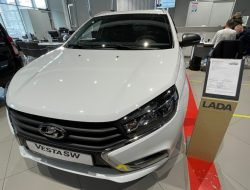 АвтоВАЗ поднял цены на Lada второй раз за месяц. Таблица