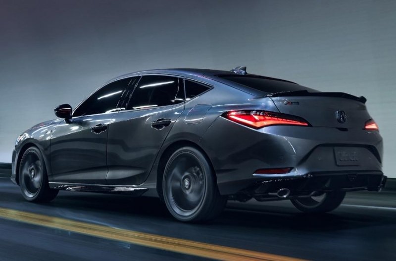 70% покупателей новой Acura Integra выбрали «механику»