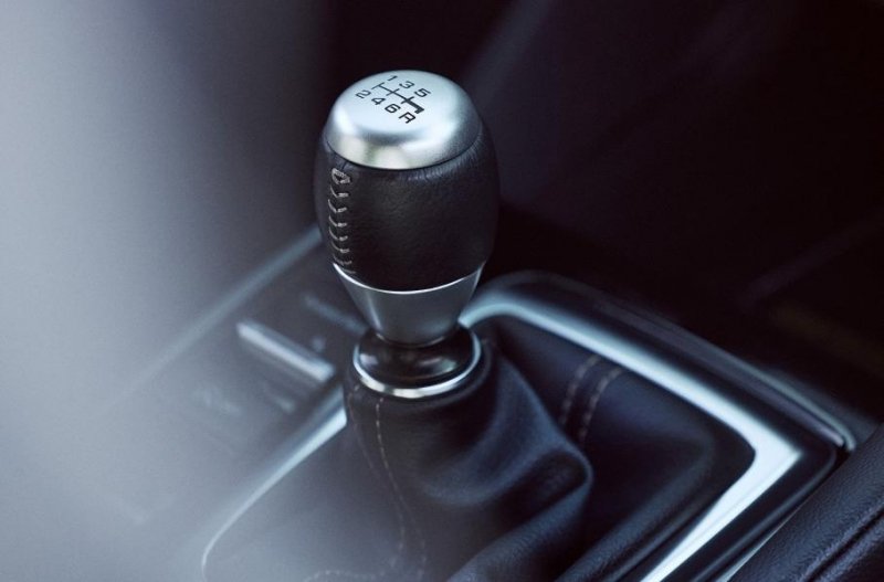 70% покупателей новой Acura Integra выбрали «механику»