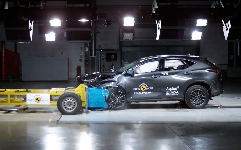 
            В Европе провели краш-тесты новинок Renault, Lexus и Volkswagen
        