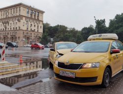 Стало известно, куда москвичи чаще всего ездят на такси и каршеринге