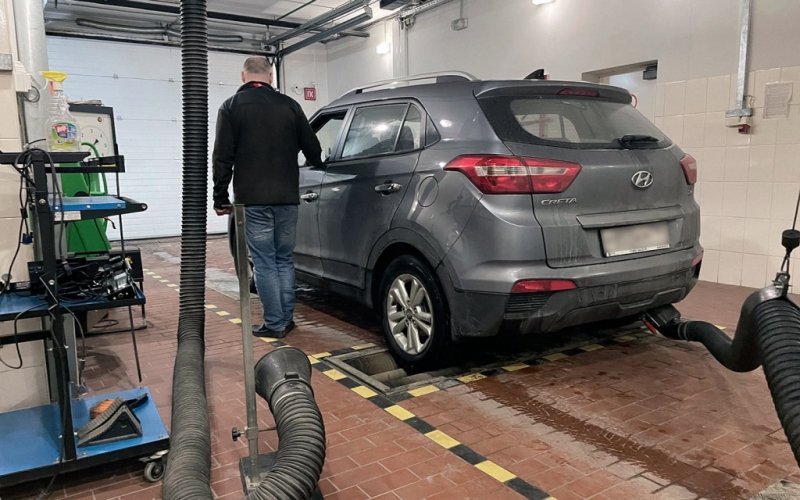 
            Запрет на ввоз авто и техосмотр по-новому. Главные новости недели
        
