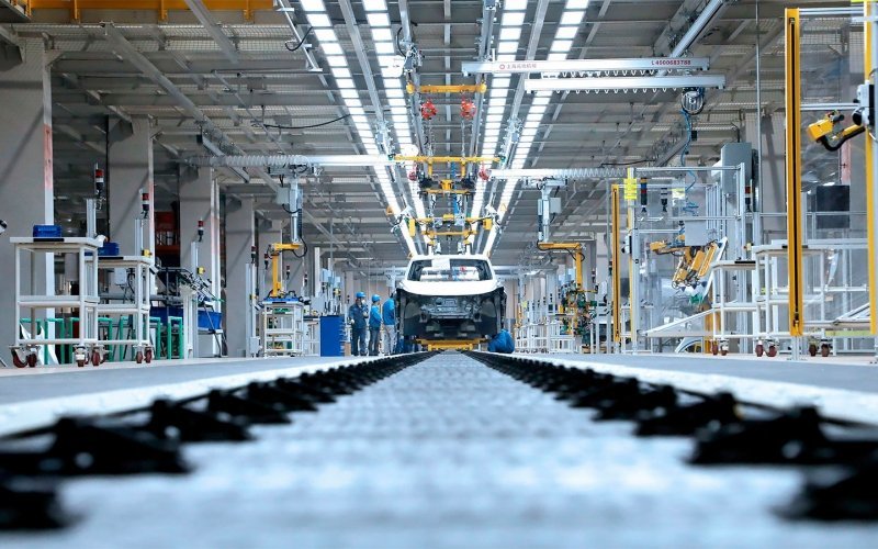 
            Volkswagen и Toyota остановили производство в Китае из-за коронавируса
        