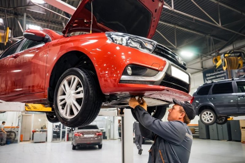 АвтоВАЗ поднял стоимость ТО для автомобилей Lada