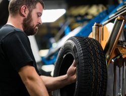 Continental останавливает работу российского завода