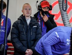 Команда «Формулы-1» расторгла контракт с российским пилотом Мазепиным