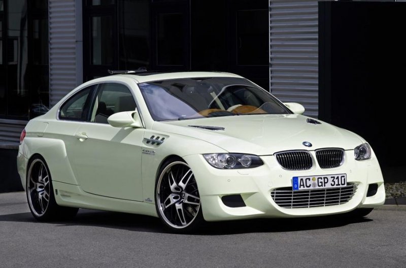 Единственный в мире BMW с V10 на газе выставили на продажу