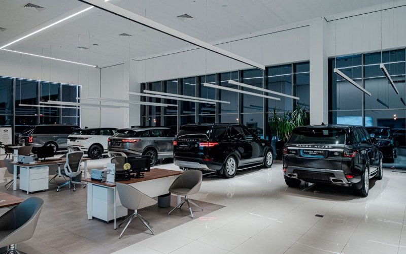 
            Jaguar и Land Rover приостановили поставки машин в Россию
        