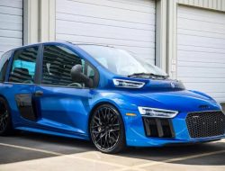 Fiat Multipla скрестили с Audi R8. Посмотрите, что из этого получилось