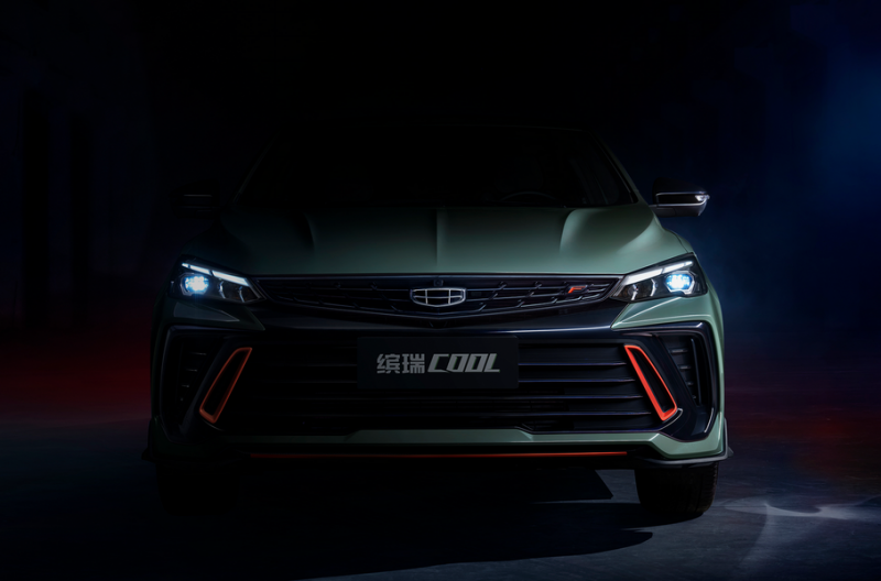 Geely раскрыла внешность спортседана на платформе Coolray