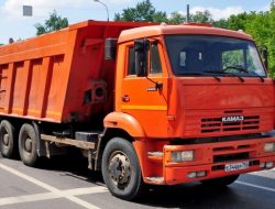 КамАЗ будет собирать грузовики только из отечественных деталей