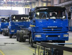 КамАЗ начал выпускать простые «железные» грузовики