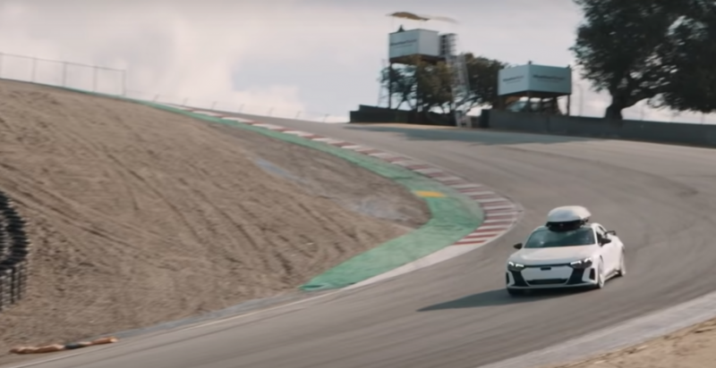 Кен Блок испытал электромобиль Audi e-tron GT RS гоночным «Штопором»
