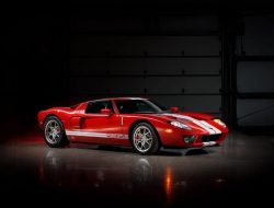 Кид Рок выставил на продажу свой Ford GT