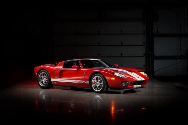 Кид Рок выставил на продажу свой Ford GT