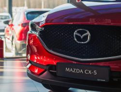 Mazda приостановила поставки комплектующих на российский завод