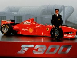На торги выставили гоночную Ferrari Михаэля Шумахера