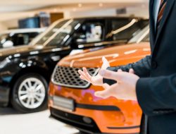 Насколько подорожали новые автомобили с началом украинской спецоперации